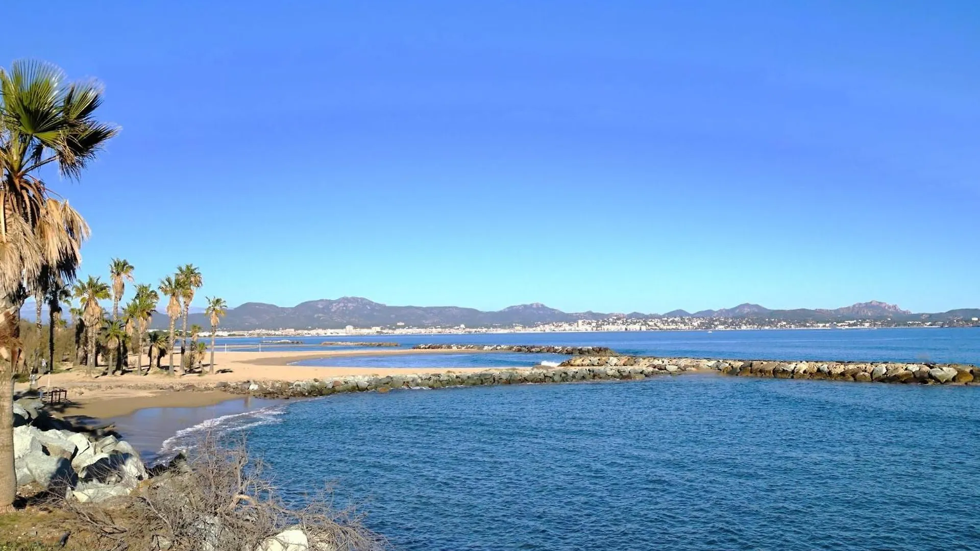 Apartment Les Calanques Du Parc-9 By Interhome Saint Aygulf