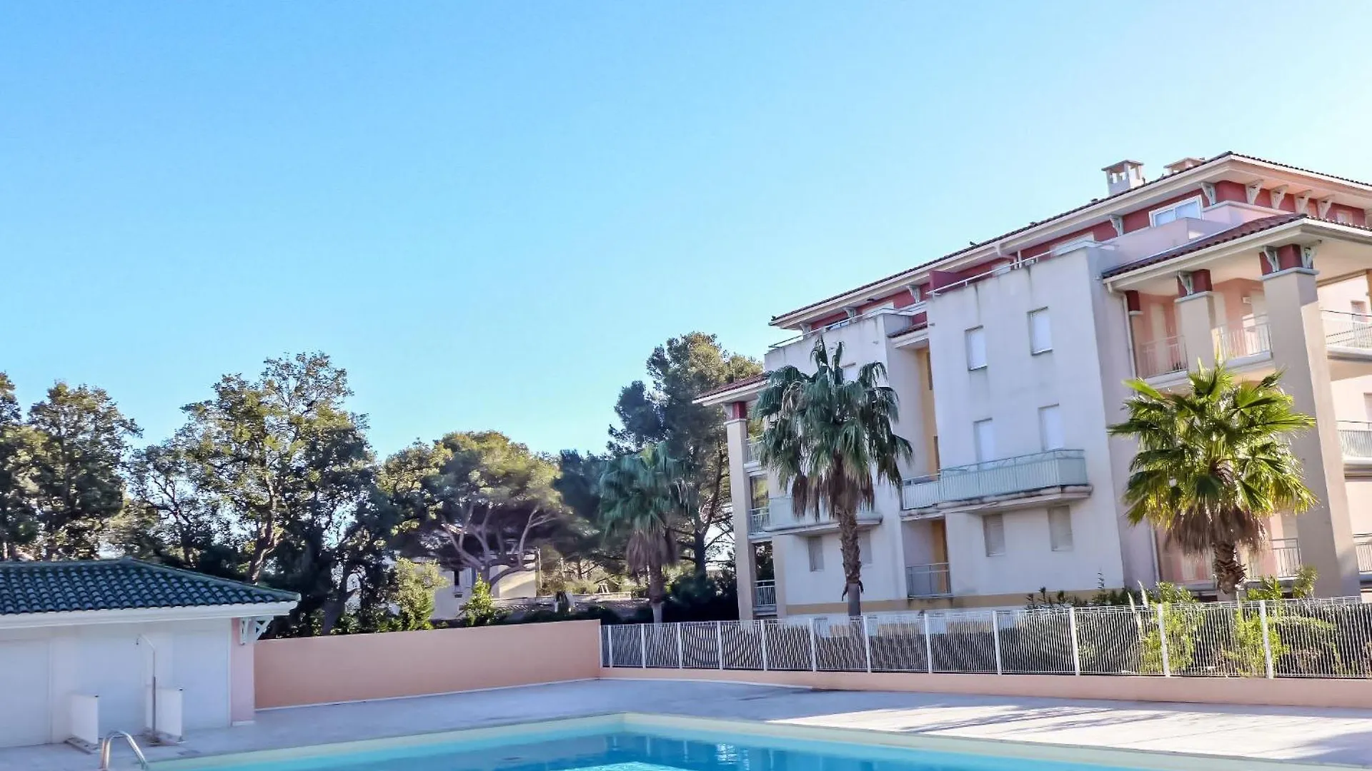Apartment Les Calanques Du Parc-9 By Interhome Saint Aygulf